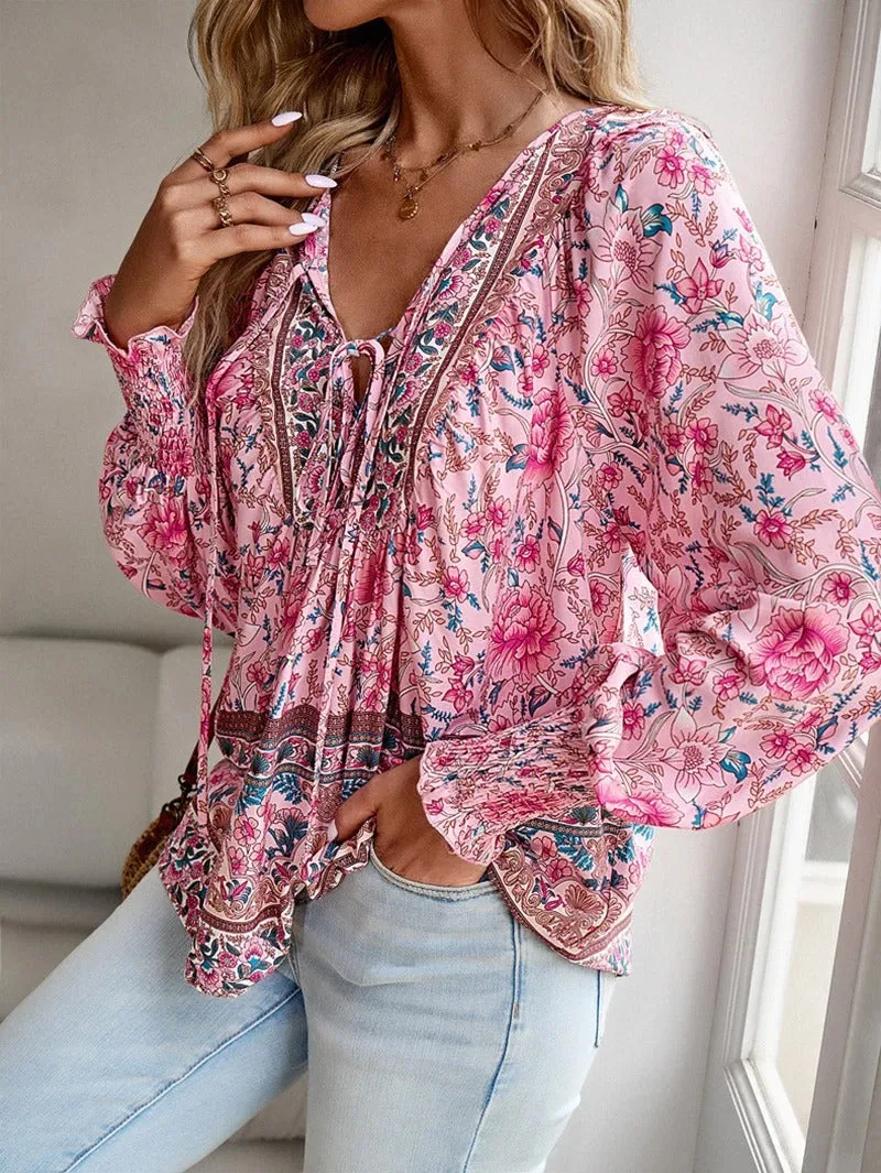 Arya™ - Elegant blouse with floral design