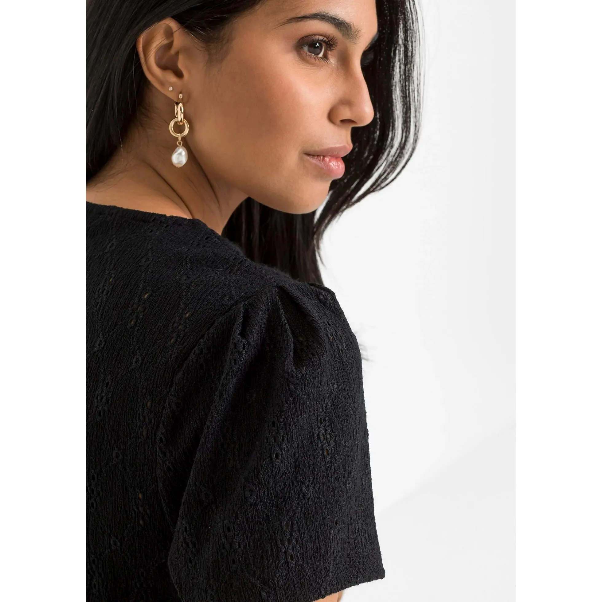 Bodyflirt Black Broderie Top