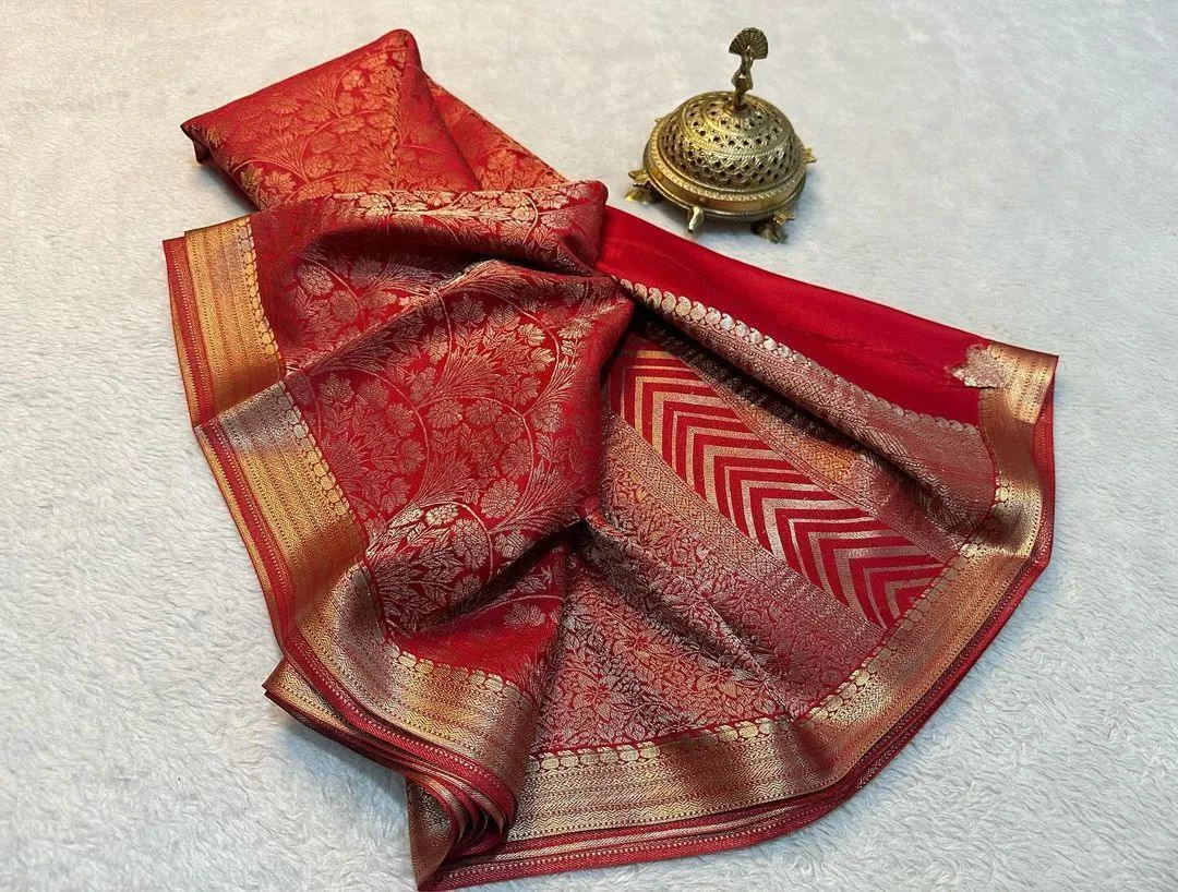 Elegant Drapes for Modern Women: Discover Mysore Silk