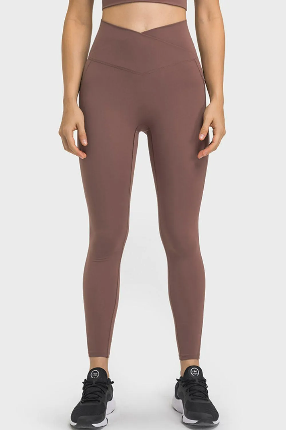 Form-Fitting Comfort V-Waist Yoga Leggings
