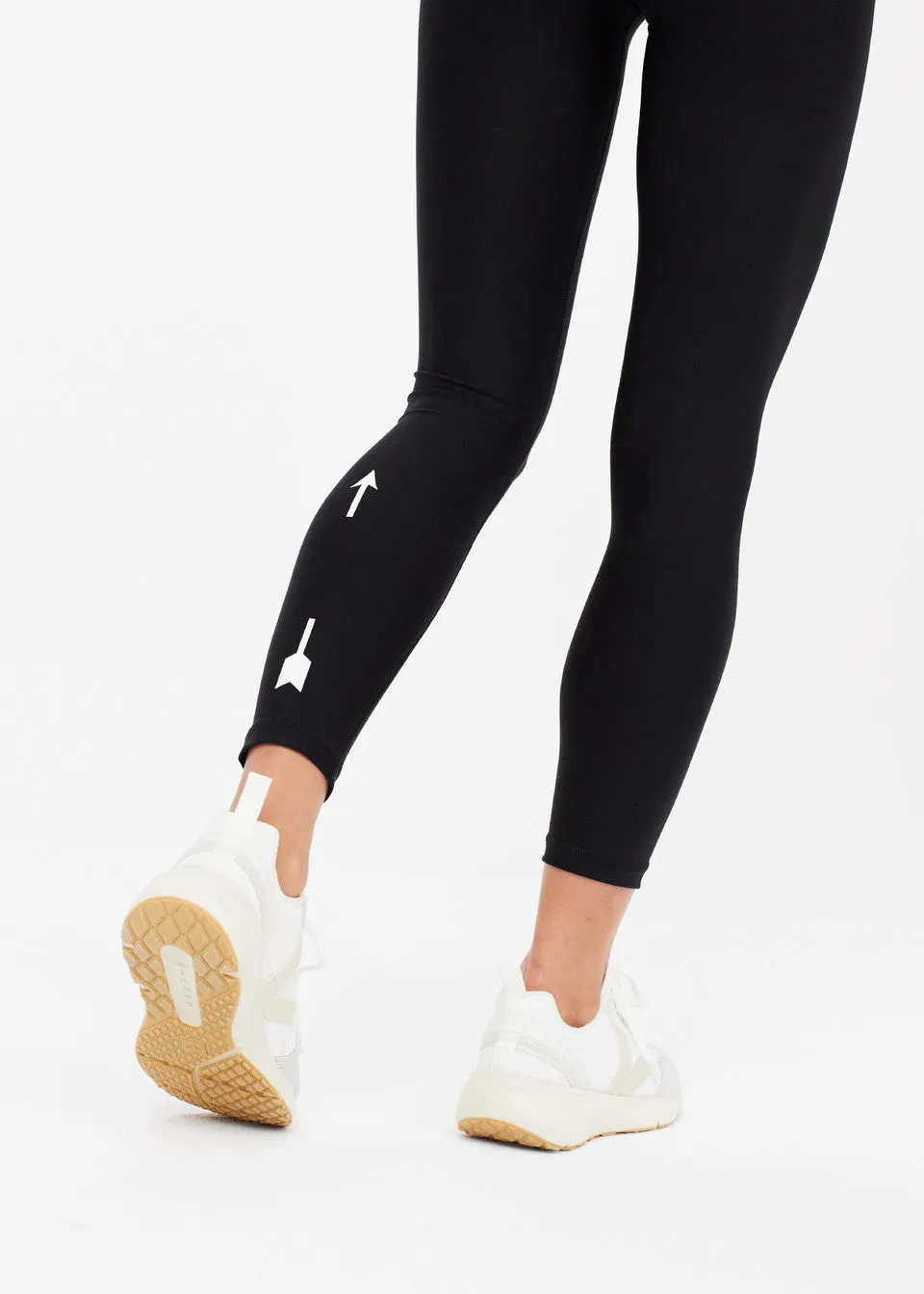 Matte Tech 25In Midi Pant | Black