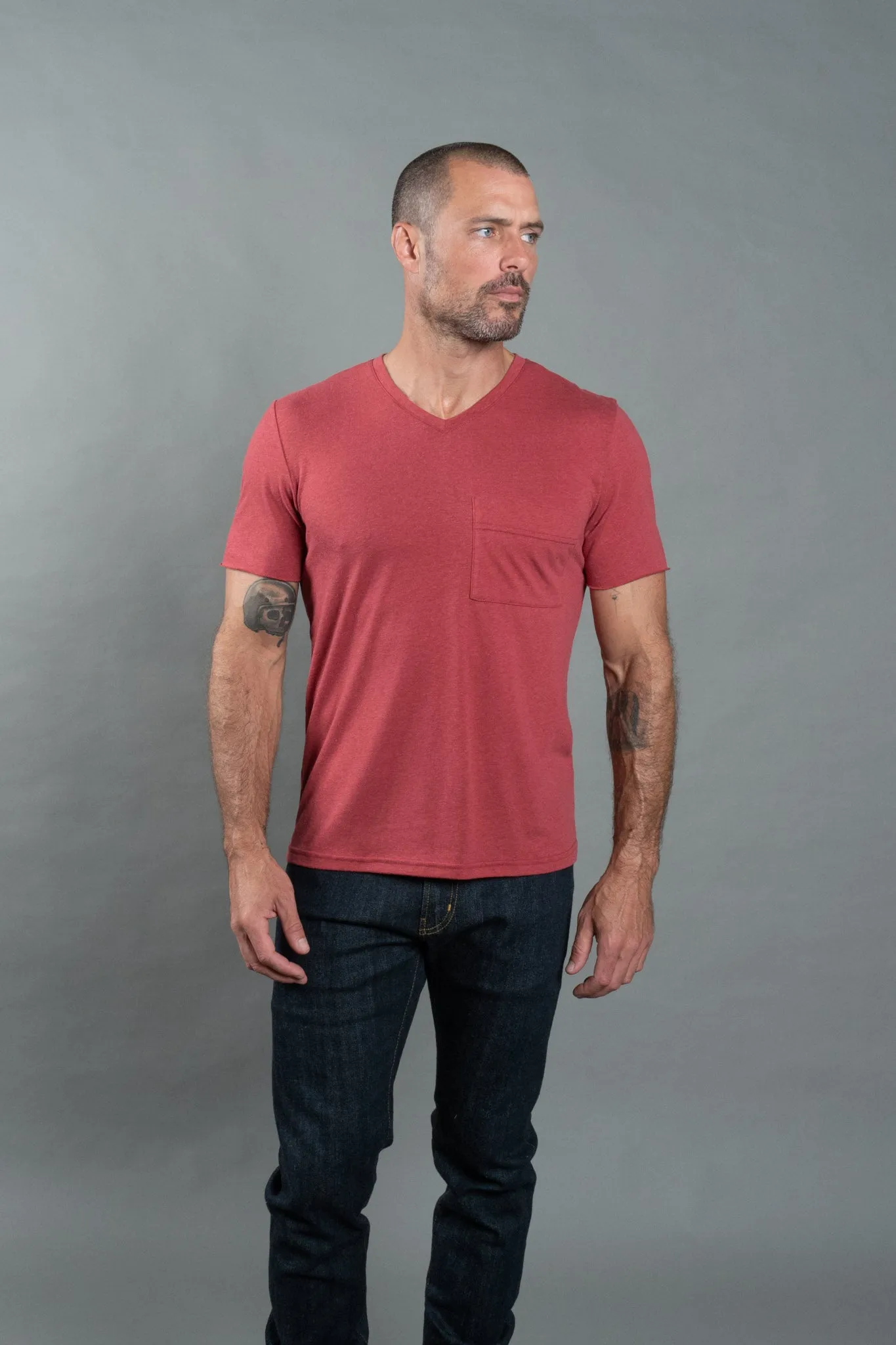 Men's Princeton Wide Pocket V-Neck Tee