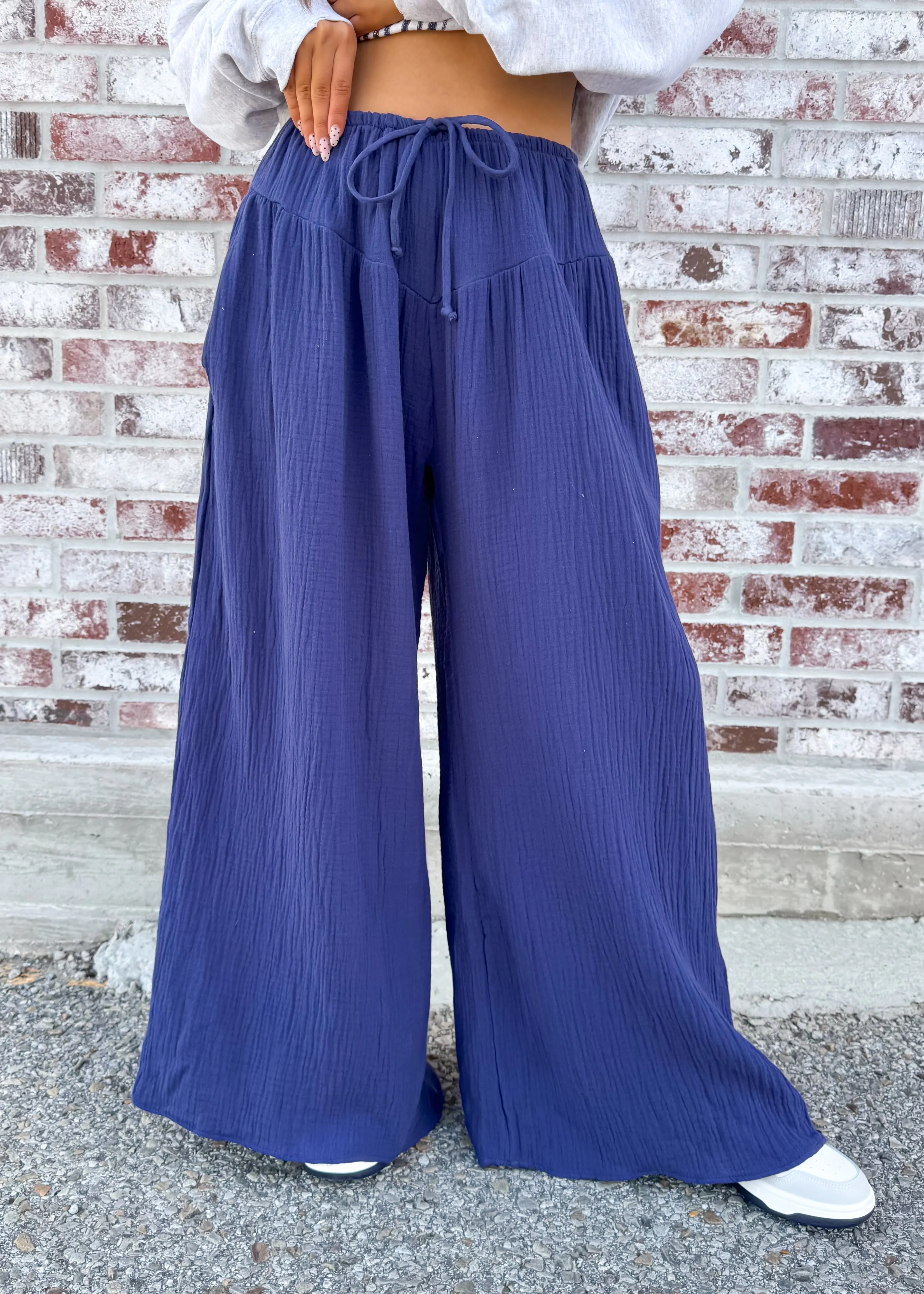 Off To Brunch Wide Leg Gauze Pant | Navy