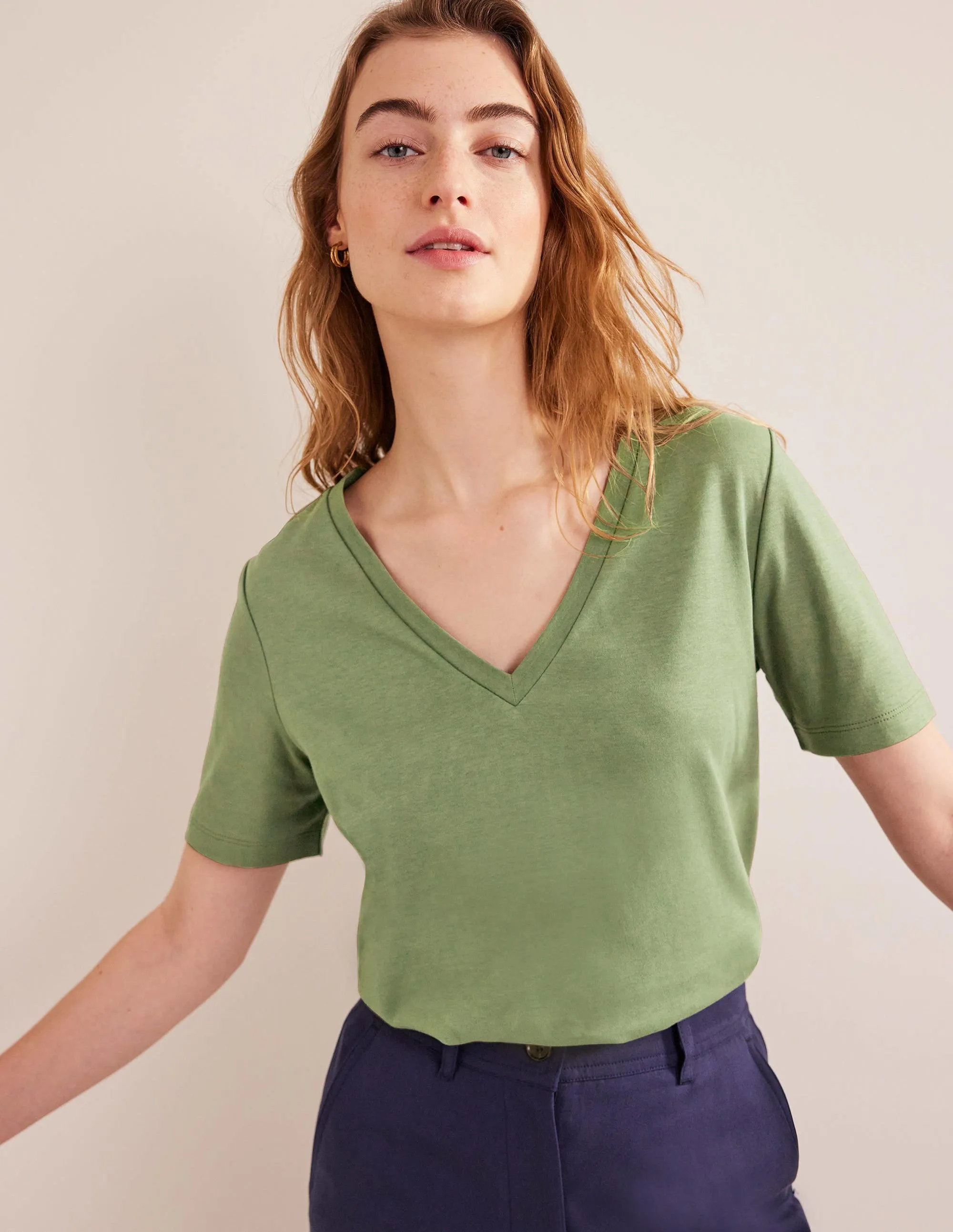 Perfect V-Neck T-Shirt-Spruce