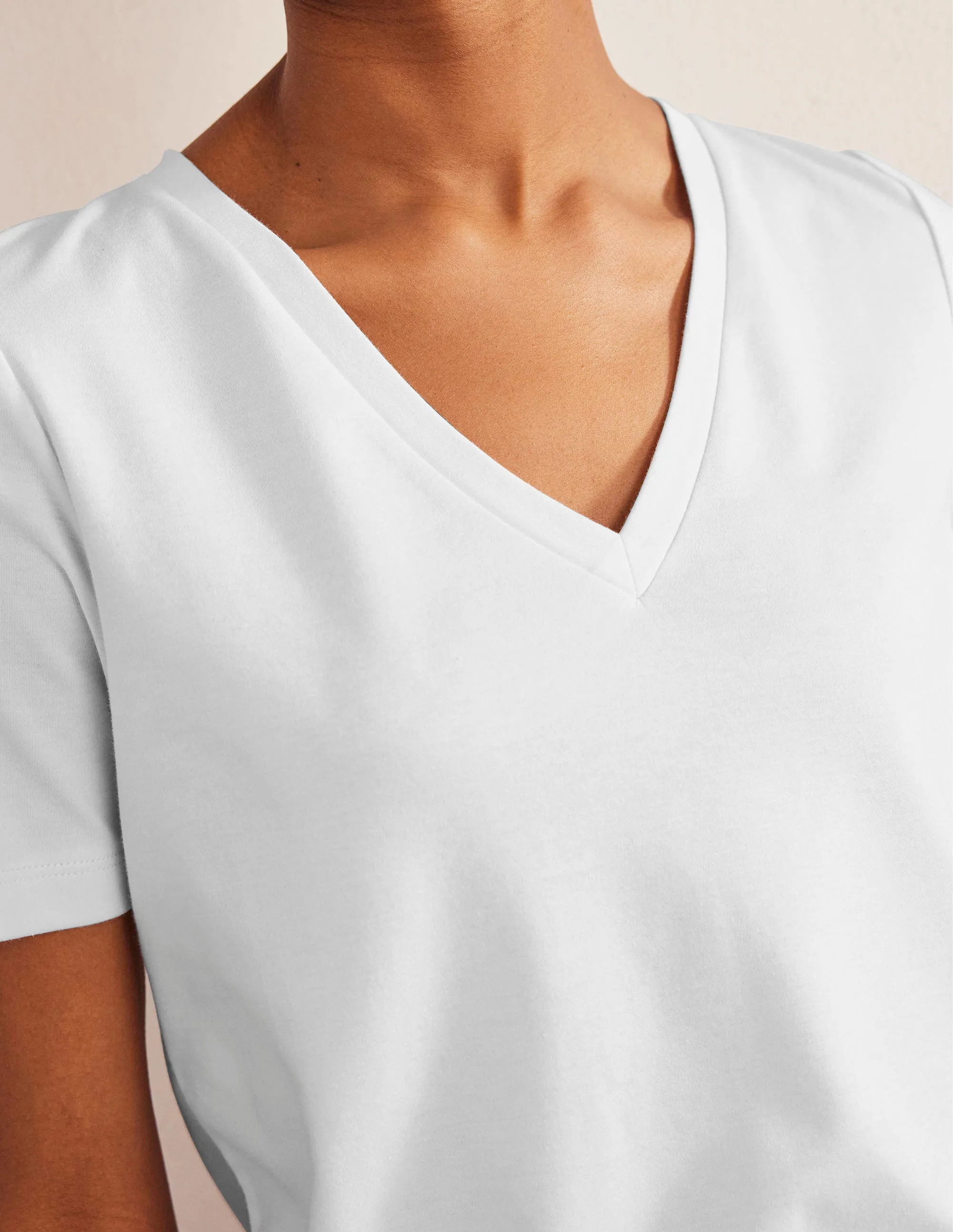 Perfect V-Neck T-Shirt-White