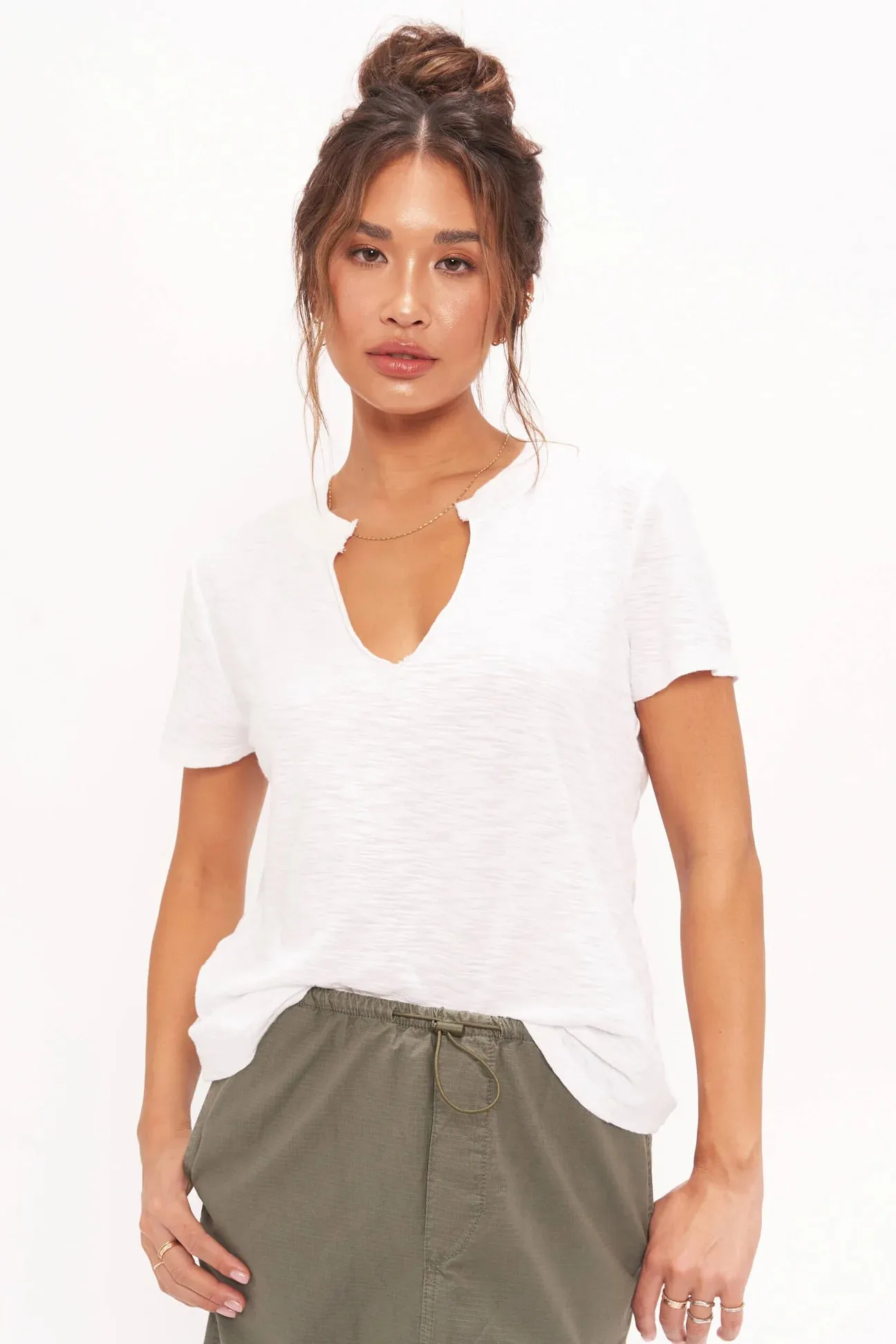 Plata Notched Tee