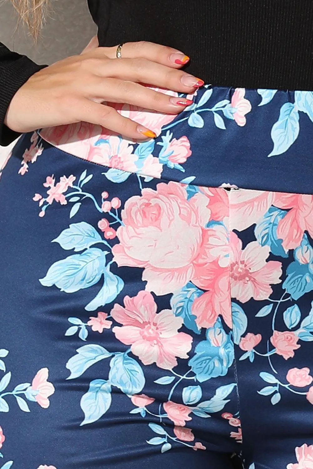 Styled Perfection Plus Size Floral Leggings