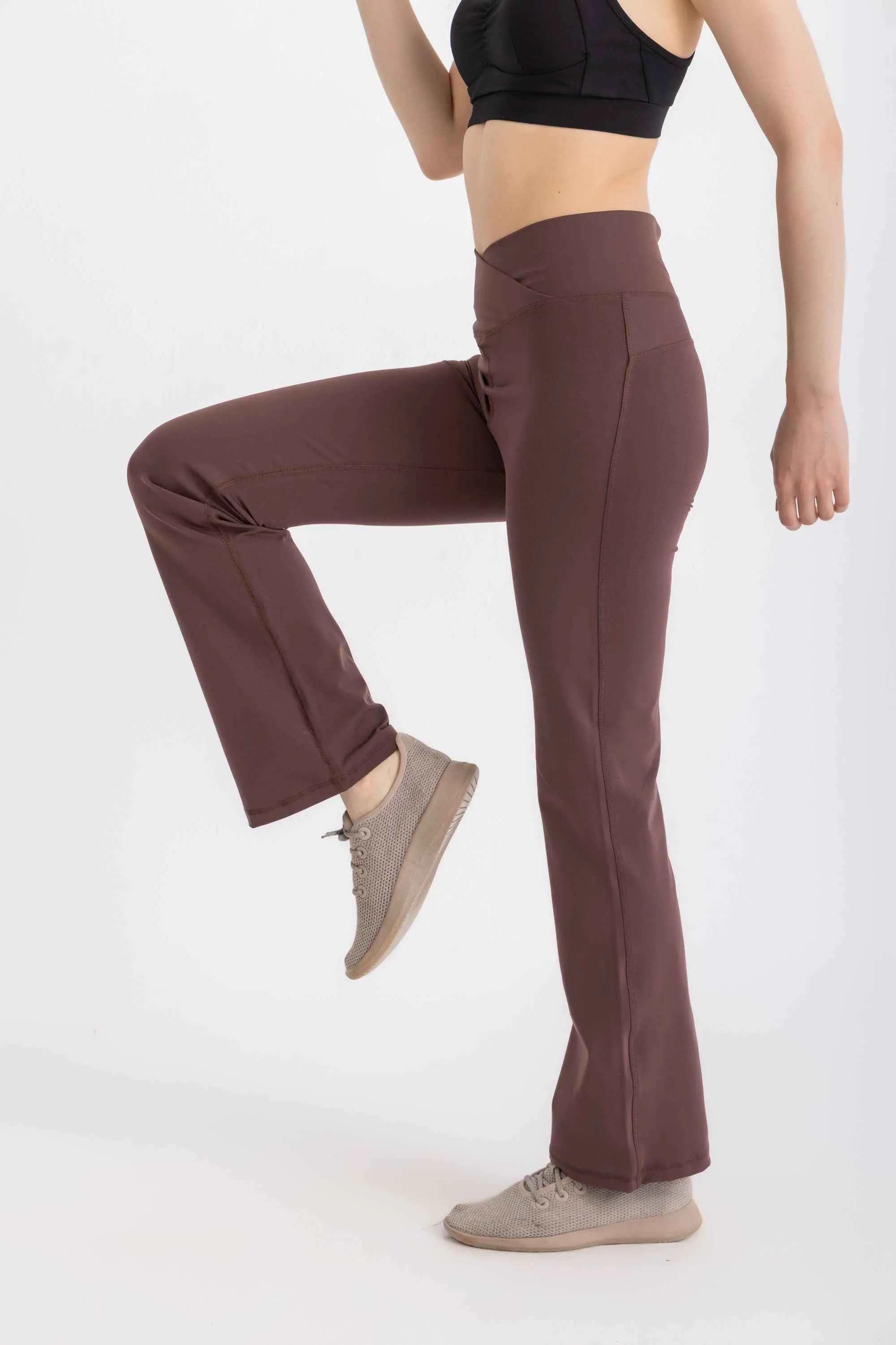 V-Flare Leggings - Deep Mahogany