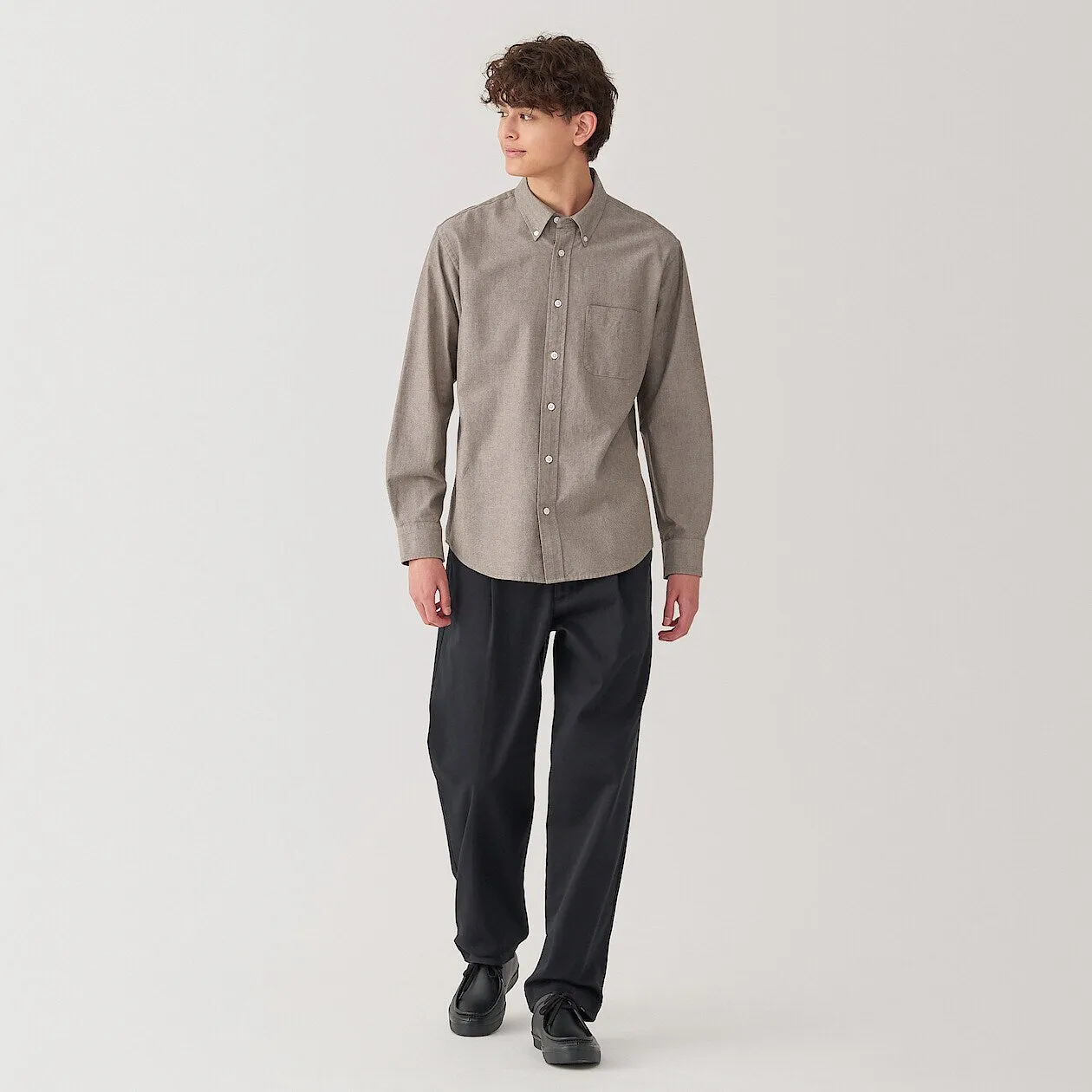 Washed Oxford Long Sleeve Button Down Shirt