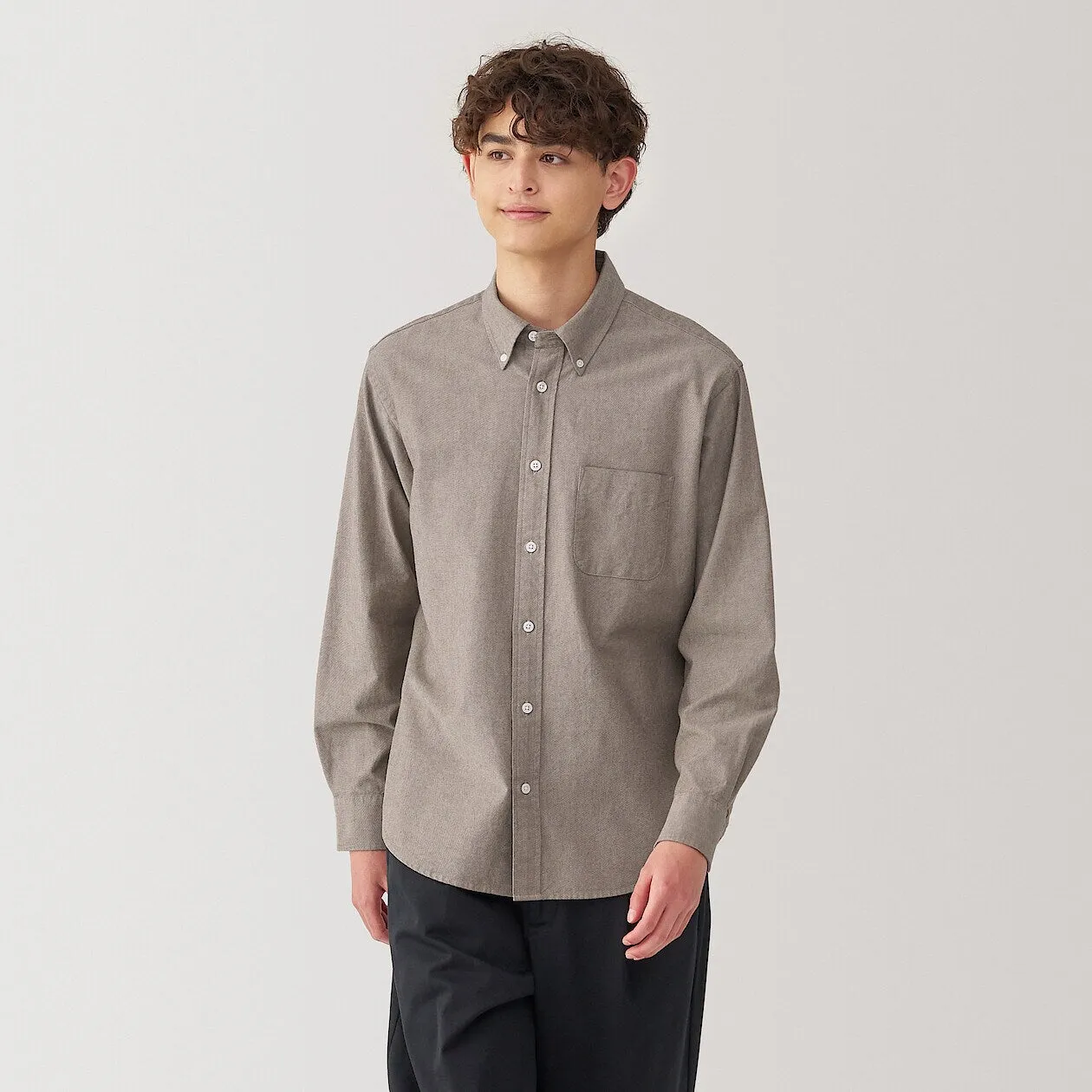 Washed Oxford Long Sleeve Button Down Shirt