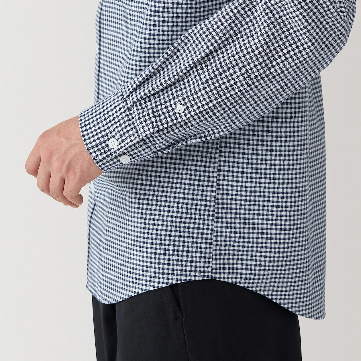 Washed Oxford Long Sleeve Button Down Shirt
