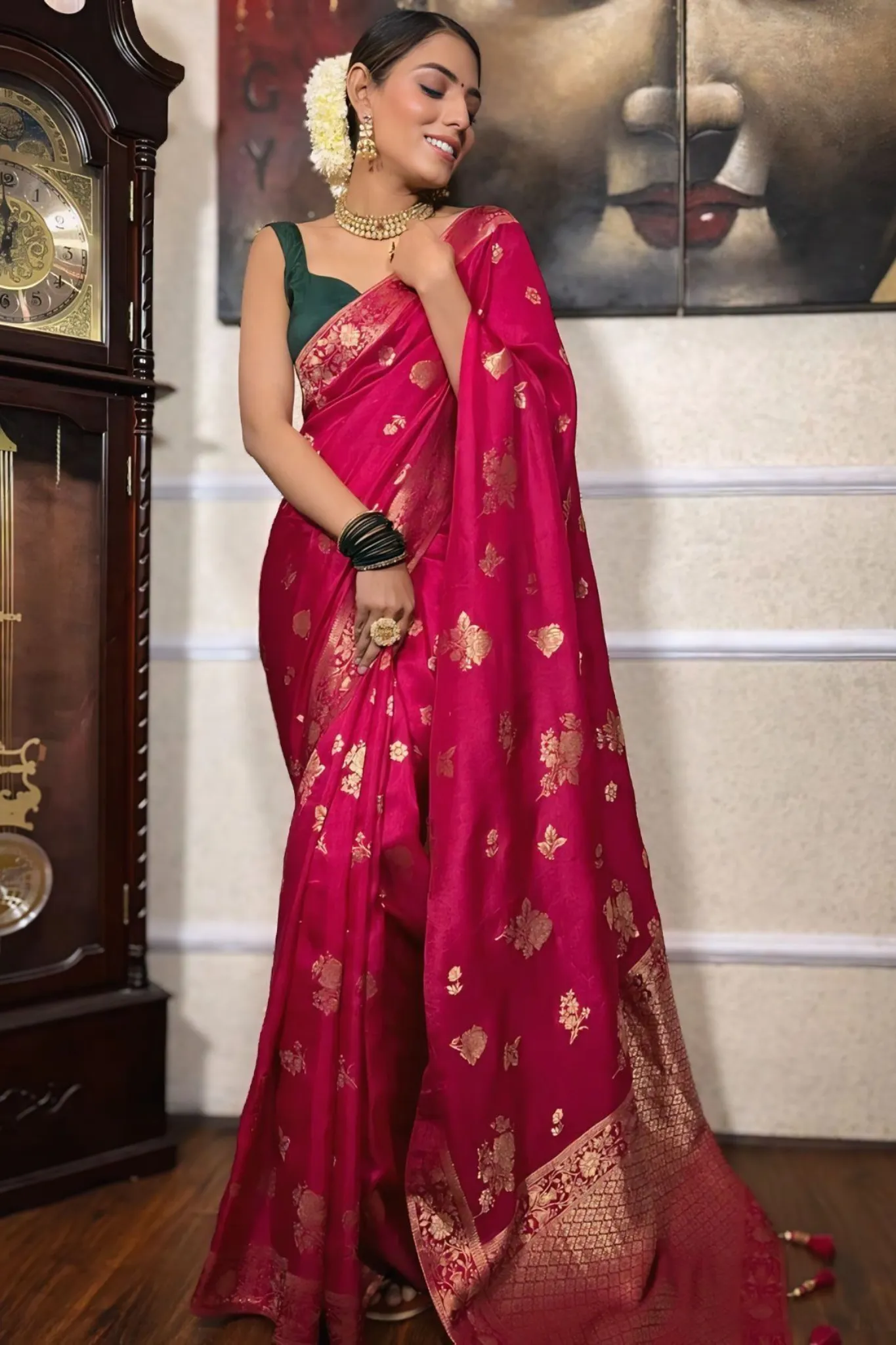 WOMEN BEUTIFUL JACQUARD DESIGN SILK SAREE